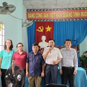 Chi ủy chi bộ khu phố 5 sau sáp nhập