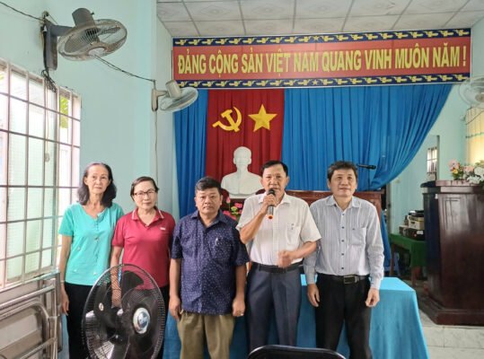 Chi ủy chi bộ khu phố 5 sau sáp nhập